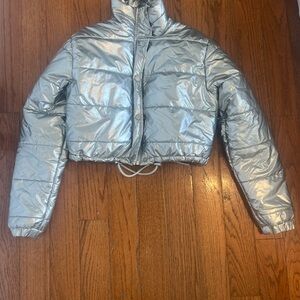 Metallic silver puffer jacket, great for the holidays